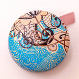 <transcy>Candela da viaggio con fantasia di fichi mediterranei</transcy>